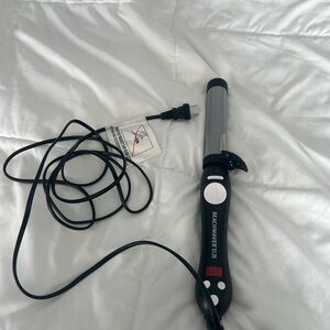 Beachwaver S1.25 Rotating Curling Iron – Used Once